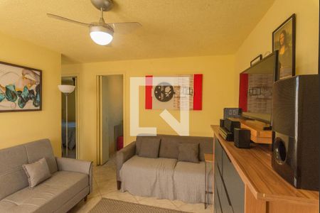 Sala de apartamento para alugar com 2 quartos, 45m² em Tres Marias, Campinas