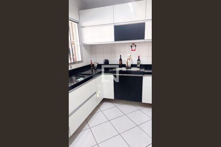 Casa à venda com 3 quartos, 101m² em Itaquera, São Paulo