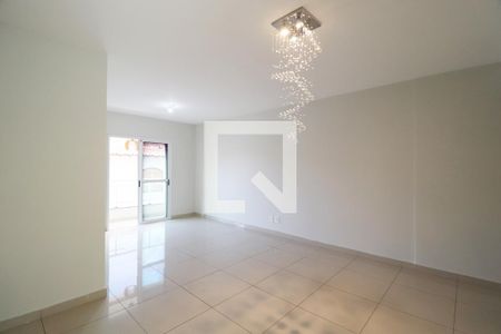 Sala de apartamento para alugar com 4 quartos, 106m² em Saraiva, Uberlândia