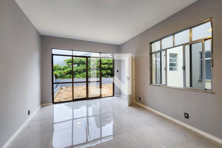 Sala  de apartamento à venda com 5 quartos, 250m² em Grajaú, Rio de Janeiro