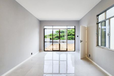 Sala  de apartamento à venda com 5 quartos, 250m² em Grajaú, Rio de Janeiro