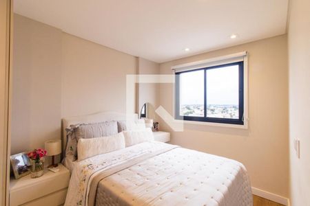 Apartamento à venda com 2 quartos, 54m² em Capão Raso, Curitiba