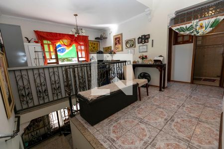 HALL PISO SUPERIOR de casa para alugar com 5 quartos, 170m² em Ponte Preta, Campinas