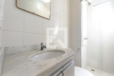 Banheiro de apartamento à venda com 2 quartos, 60m² em Swift, Campinas