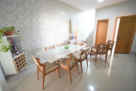 Casa de Condomínio à venda com 3 quartos, 120m² em Setor Center Ville, Goiânia