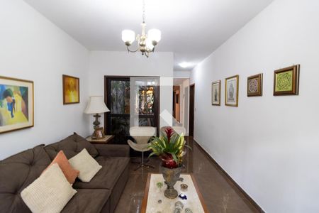 Sala de casa à venda com 3 quartos, 220m² em Jardim Botânico, Porto Alegre