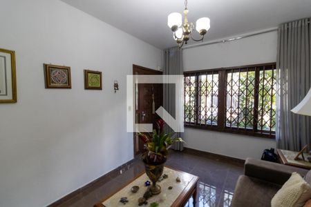 Sala de casa à venda com 3 quartos, 220m² em Jardim Botânico, Porto Alegre