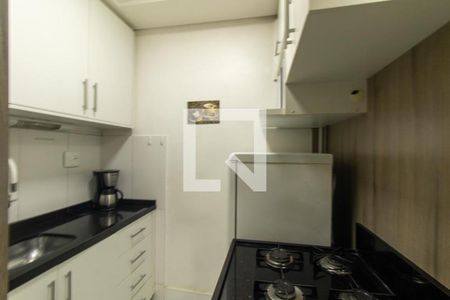 Sala/Cozinha de apartamento à venda com 1 quarto, 33m² em Centro, Curitiba