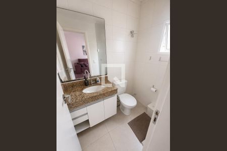 Banheiro de apartamento à venda com 2 quartos, 56m² em Jardim Santo Antônio, Santo André