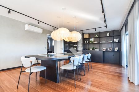 Sala de apartamento à venda com 4 quartos, 200m² em Aclimação, São Paulo