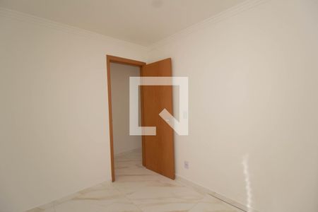 Quarto 1 de apartamento para alugar com 2 quartos, 43m² em Jardim Iris, São Paulo