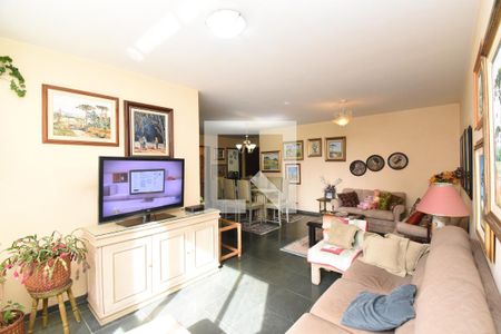 Apartamento à venda com 3 quartos, 146m² em Centro Cívico, Curitiba