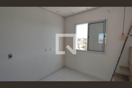 Quarto 2 de apartamento para alugar com 2 quartos, 46m² em Jardim Rodrigues Alves, Ferraz de Vasconcelos