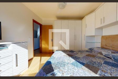 Quarto 1 de apartamento para alugar com 2 quartos, 60m² em Nonoai, Porto Alegre
