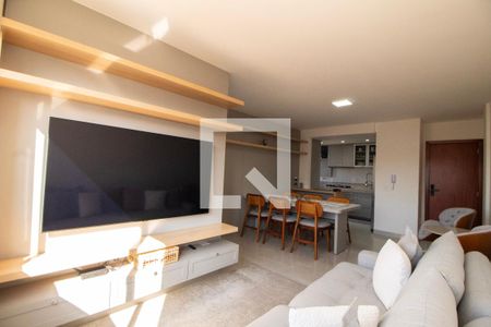 Sala de estar de apartamento à venda com 3 quartos, 71m² em Padre Eustáquio, Belo Horizonte