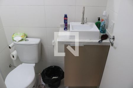 Banheiro de apartamento à venda com 1 quarto, 27m² em Barra Funda, São Paulo