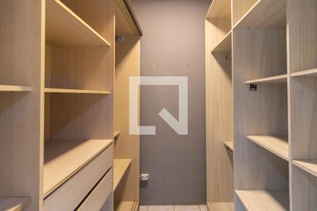 Quarto 1 de apartamento para alugar com 2 quartos, 56m² em Jardim Cocaia, Guarulhos