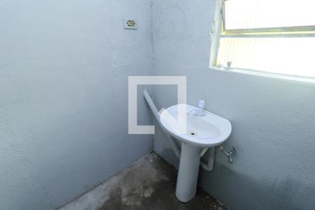 Banheiro de kitnet/studio para alugar com 1 quarto, 20m² em Vila Alto de Santo Andre, Santo André