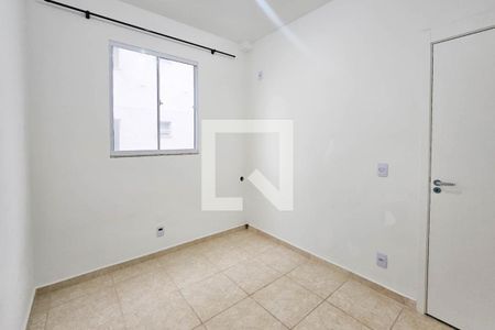Quarto 1 de apartamento para alugar com 2 quartos, 40m² em Cosmos, Rio de Janeiro