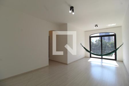 Sala de apartamento para alugar com 2 quartos, 70m² em Vila Olímpia, São Paulo
