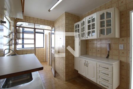 Cozinha de apartamento para alugar com 2 quartos, 70m² em Vila Olímpia, São Paulo