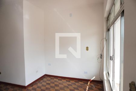 Sala de casa para alugar com 4 quartos, 110m² em Parque Guarani, São Paulo