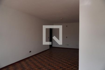Sala de casa para alugar com 4 quartos, 110m² em Parque Guarani, São Paulo