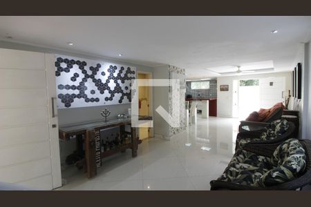 Sala 1 de casa para alugar com 3 quartos, 300m² em Ogiva, Cabo Frio