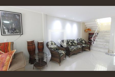 Sala 1 de casa para alugar com 3 quartos, 300m² em Ogiva, Cabo Frio