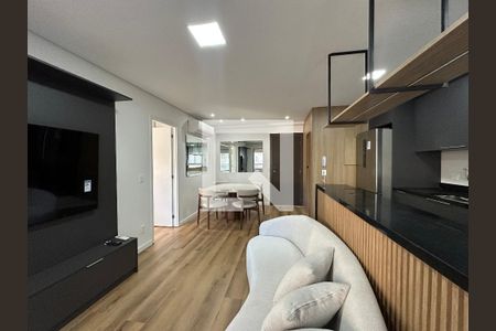Sala de apartamento para alugar com 1 quarto, 51m² em Alphaville Industrial, Barueri