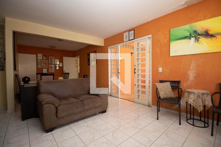Sala  de casa à venda com 5 quartos, 220m² em Sobradinho, Brasília