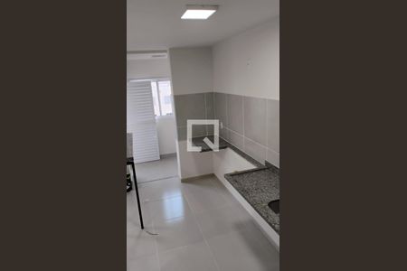 Cozinha de apartamento para alugar com 2 quartos, 61m² em Morumbi, Uberlândia
