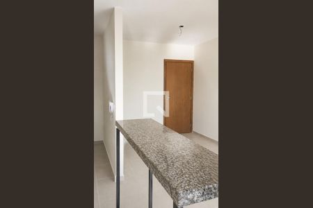 Cozinha de apartamento para alugar com 2 quartos, 61m² em Morumbi, Uberlândia