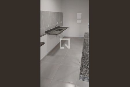 Cozinha de apartamento para alugar com 2 quartos, 61m² em Morumbi, Uberlândia
