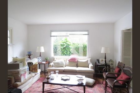 Sala de casa à venda com 3 quartos, 665m² em Alto de Pinheiros, São Paulo