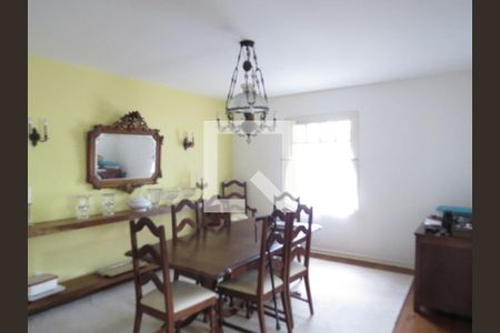 Sala de casa à venda com 3 quartos, 665m² em Alto de Pinheiros, São Paulo