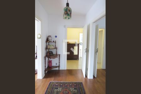 Sala de casa à venda com 3 quartos, 665m² em Alto de Pinheiros, São Paulo
