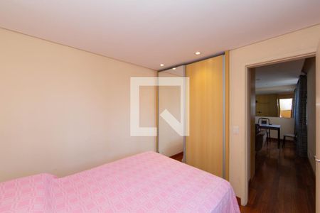 QUARTO1 de apartamento para alugar com 2 quartos, 71m² em Cinquentenario, Belo Horizonte