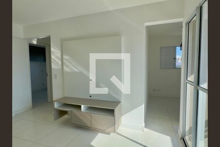 Sala de apartamento para alugar com 3 quartos, 60m² em Jardim Madeirense, Guarulhos