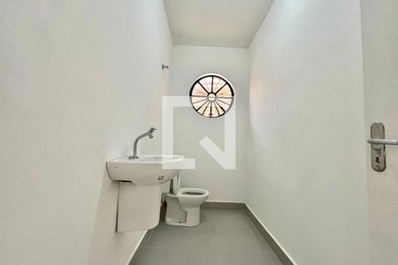 Lavabo de casa para alugar com 3 quartos, 184m² em Vila Guarani (zona Sul), São Paulo