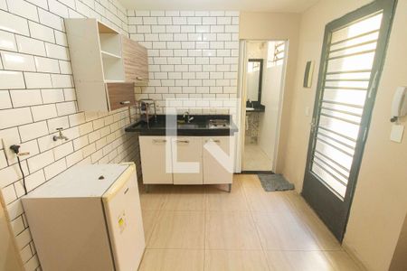 Cozinha de kitnet/studio para alugar com 0 quarto, 20m² em Cambuci, São Paulo