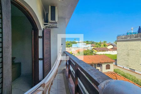 Apartamento para alugar com 3 quartos, 120m² em Jardim Praiano, Guarujá