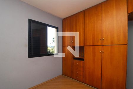 Quarto 1 de apartamento à venda com 2 quartos, 56m² em Jardim Wanda, Taboão da Serra