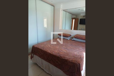 Quarto de apartamento para alugar com 3 quartos, 110m² em Jardim Armação, Salvador