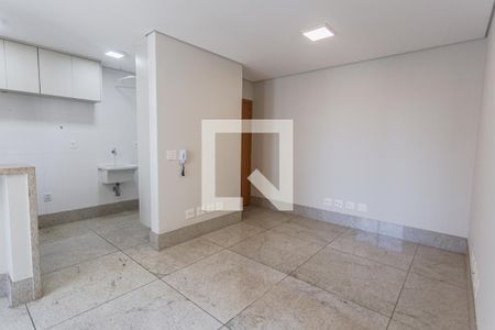 Sala 1 de apartamento para alugar com 2 quartos, 125m² em Carmo, Belo Horizonte