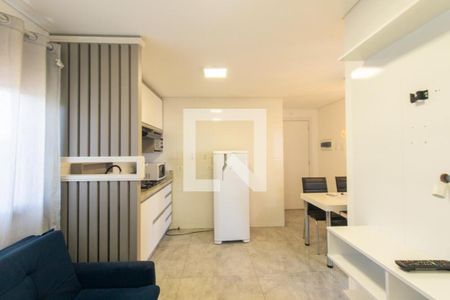 Sala/Cozinha de apartamento para alugar com 1 quarto, 28m² em Portão, Curitiba