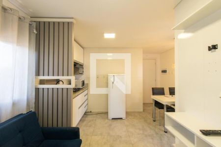Sala/Cozinha de apartamento para alugar com 1 quarto, 28m² em Portão, Curitiba
