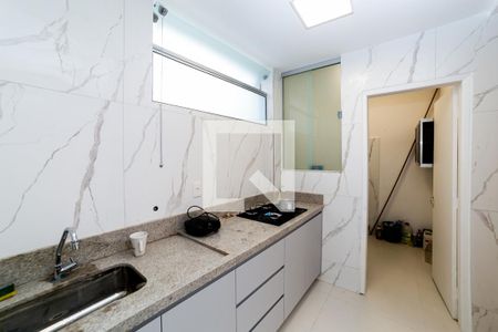 Cozinha de apartamento à venda com 3 quartos, 100m² em São Pedro, Belo Horizonte