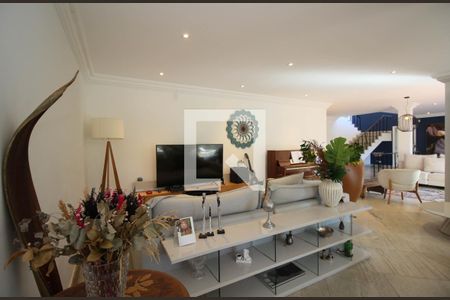 Sala de casa à venda com 6 quartos, 653m² em Vila Progredior, São Paulo