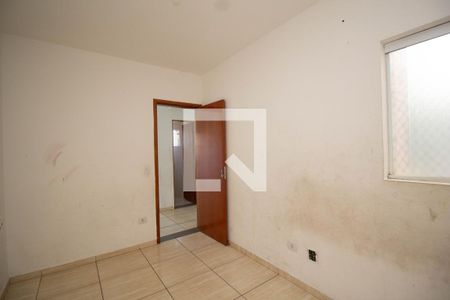 Quarto 2 de casa para alugar com 2 quartos, 100m² em Vila Jaguari, São Paulo